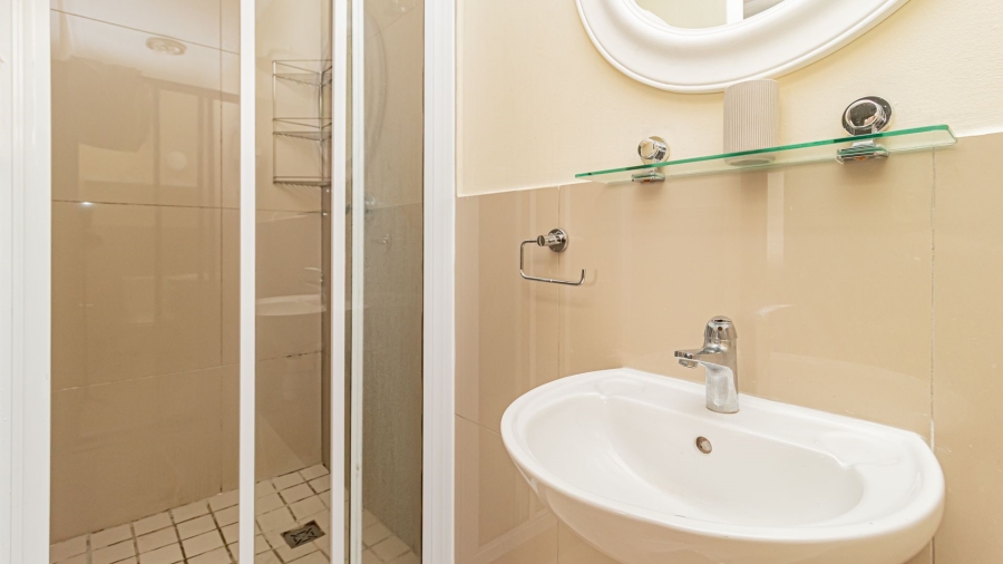 2 Bedroom Property for Sale in Big Bay Western Cape